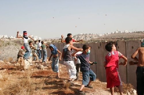 palestinian human shields and child soldiers.jpg
